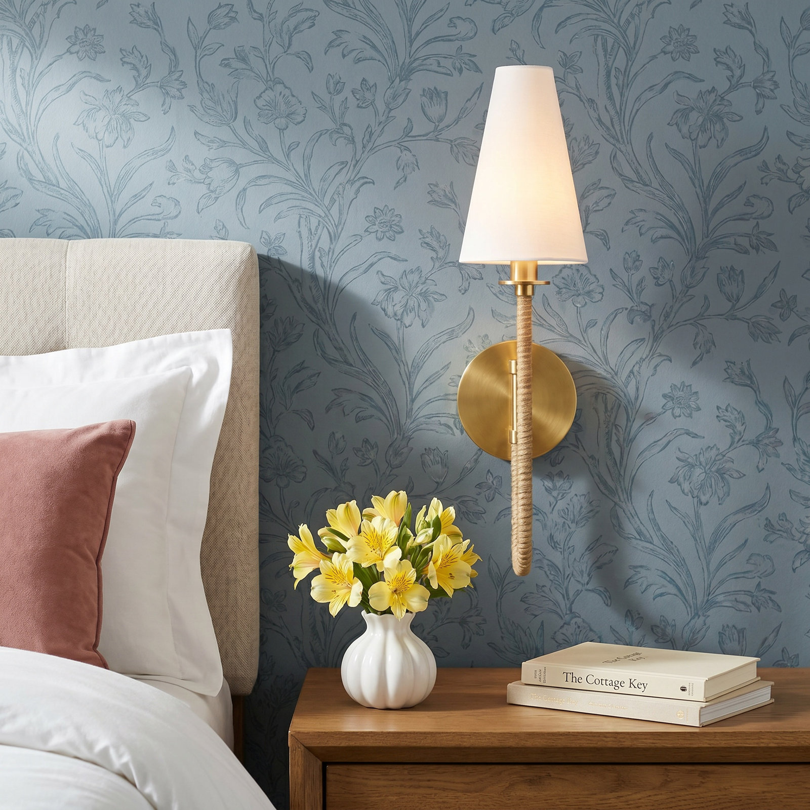 Alyssa Single Light Dimmable Armed Sconce