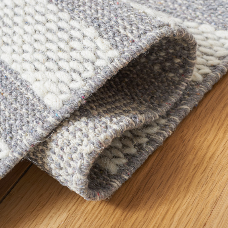 Buth Hand Woven Cotton/Wool Striped Rug in Ivory/Gray, Rectangle 3' x 5'
