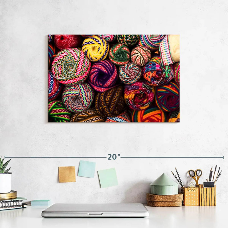 Senne Creative Peruvian Laces, 8'' H x 12'' W
