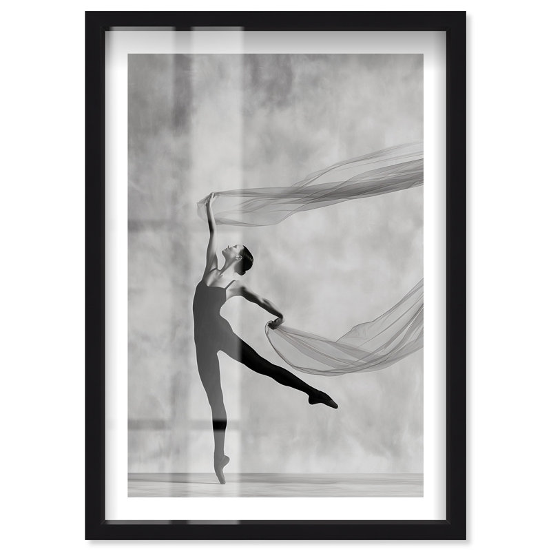Ballerine moderne II, boîte-cadre imprimée par Notoriart, H 55 po x l 37 po, Noir
