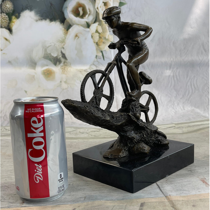 Figurines et sculptures Nahomie