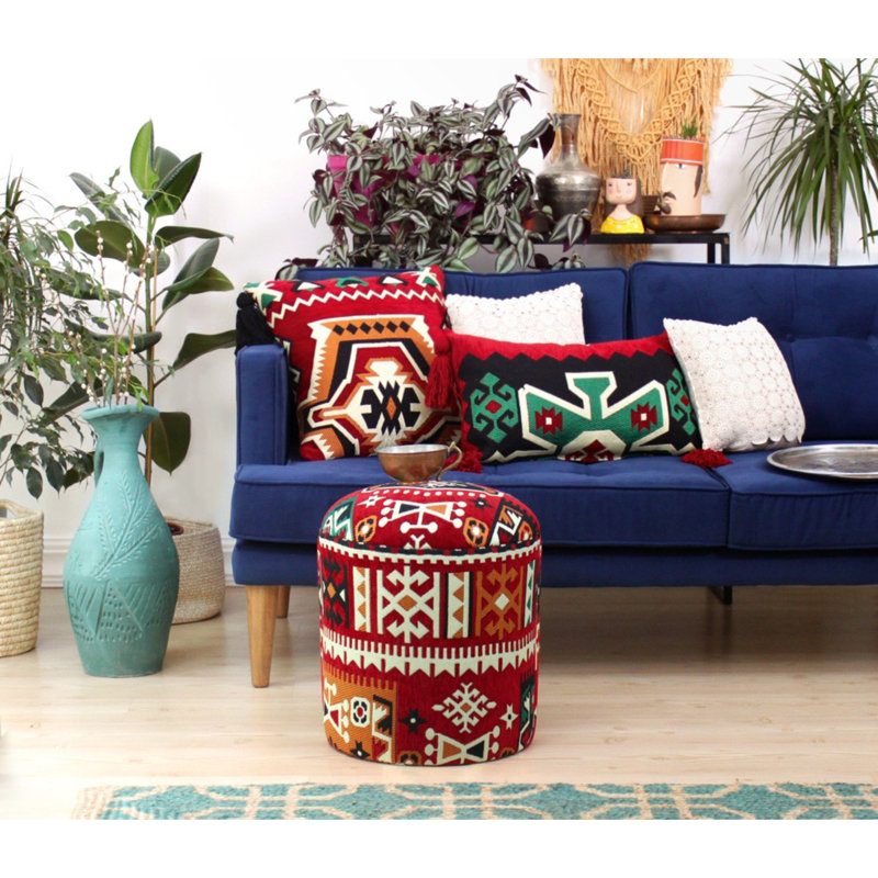 Élégant repose-pieds pouf, 18,1 po de hauteur x 15,7 po de profondeur | 50% coton / 50% polyester avec éponge orthopédique 35 po. Pieds cachés recouverts de PVC | Parfait pour les décors rustiques, du sud-ouest et de la campagne