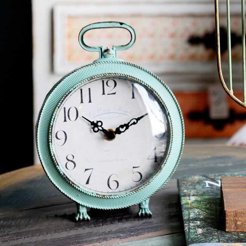 Analog Quartz Movement / Crystal Tabletop Clock in Turquoise