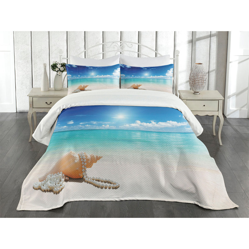Ambesonne Ocean Bedspread Seashells Tropical Beach, King Bedspread + 2 Standard Shams