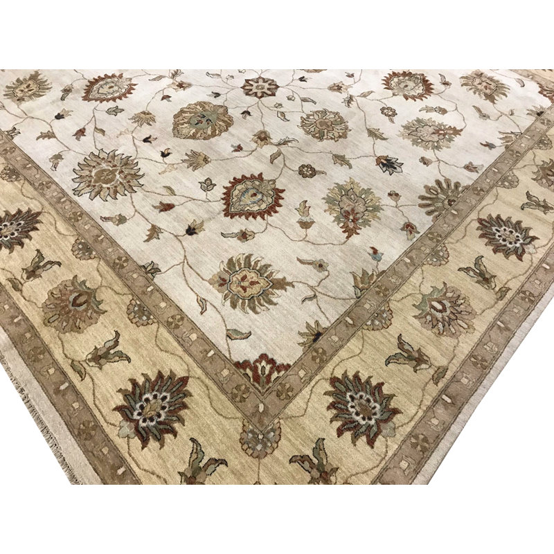 Tapis ivoire et ivoire noué à la main de haute qualité