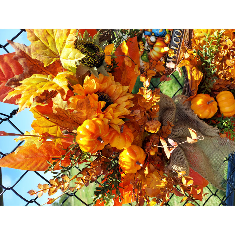 Fall Scarecrow Wreath