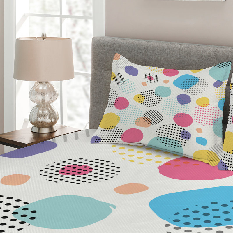 Polyester Geometric Shapes Coverlet