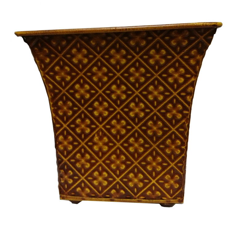 Swampscott Metal Pot Planter, Stained