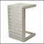 Table d'appoint d'extérieur en forme de C avec structure en aluminium durable et conception polyvalente pour un maximum de commodité et de style-557626009