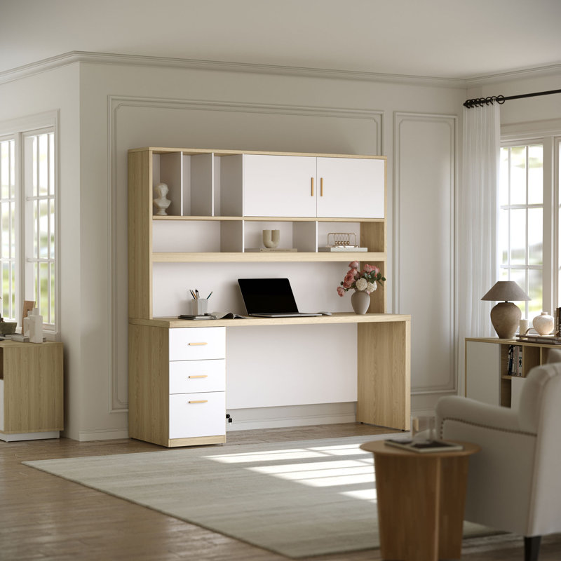Bureau d'ordinateur 71 po avec huche, prise de courant et 3 tiroirs Adonia Adonia, Noyer clair