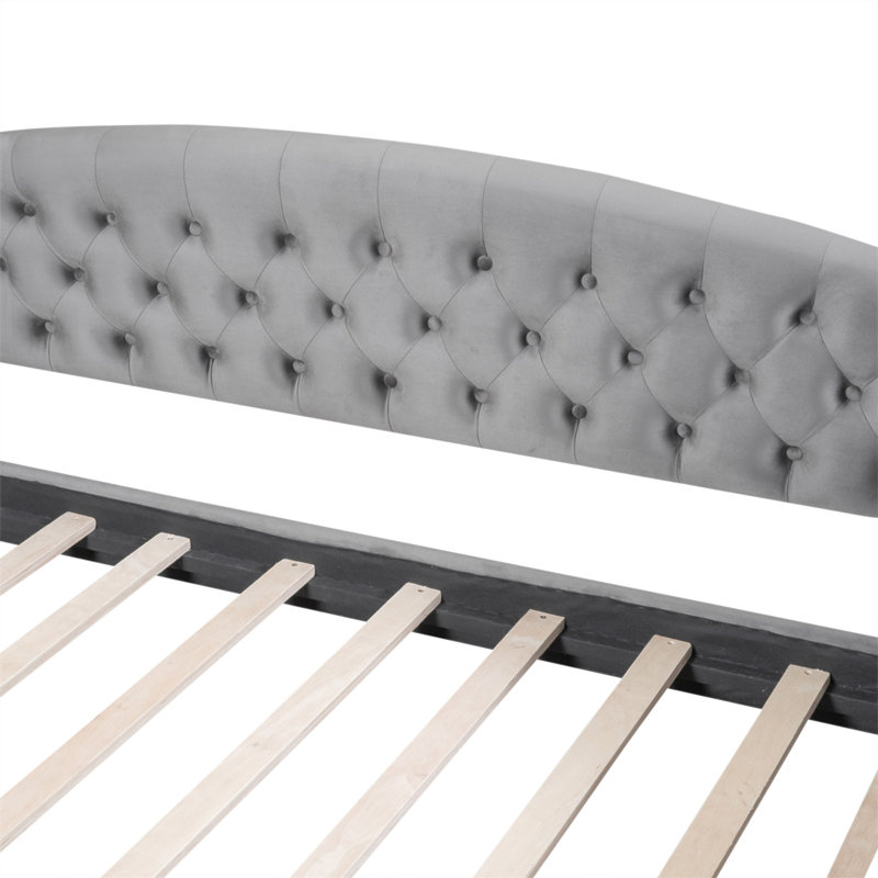 Lit de jour capitonné moderne de luxe, taille double pour une assise ou un lit élégant et confortable