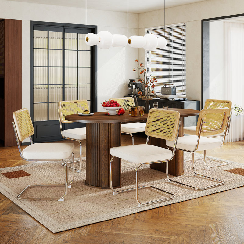 Ensemble de table de salle à manger pour 6 personnes avec table de salle à manger ovale 70,8 po et 4 chaises rembourrées en rotin