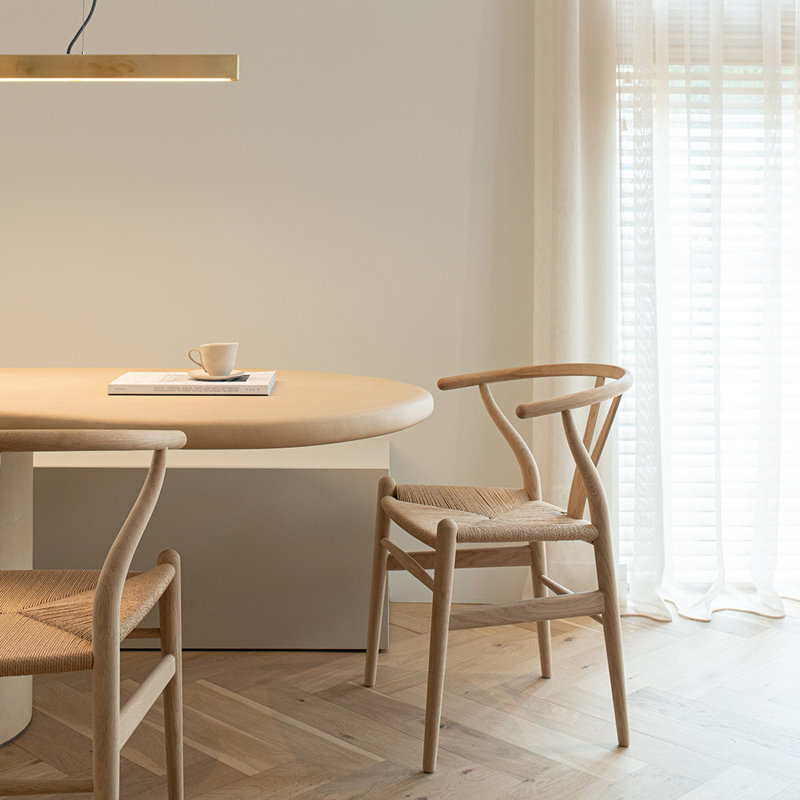 Gunnur Mid-Century Solid Wood Dining Chair, Natural