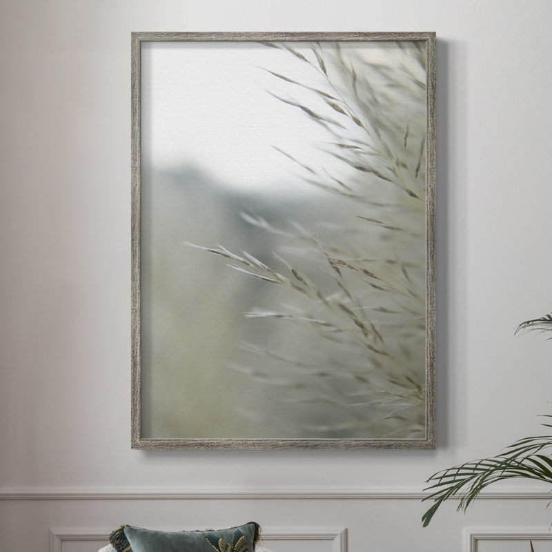 Reproduction encadrée d'herbes subtiles III - bois massif, H 15 po x l 12 po