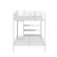 Lit superposé simple au-dessus d'un lit double en métal avec étagères grillagées, échelle de rangement et garde-robe-613958920