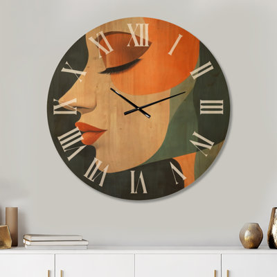 Bold Amber Muse II - Horloge murale silencieuse de style Mid-Century, imprimée sur bois