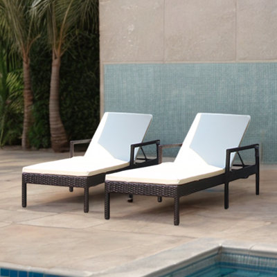 Chaise longue d'extérieur