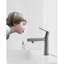 Robinet de salle de bain gris 39 x 24 x 7 po à poignée simple, fabrication en métal et détails en céramique