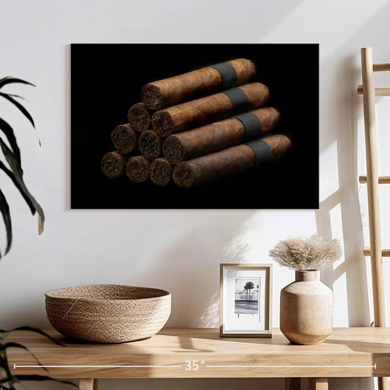 Senne Robusto Cigar Pyramid, 16" H x 24" W