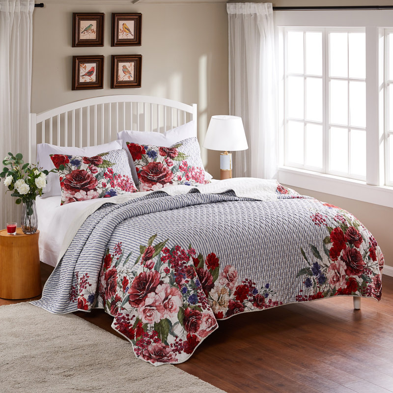 Lexi Reversible Quilt Set, Twin Quilt + 1 Standard Sham