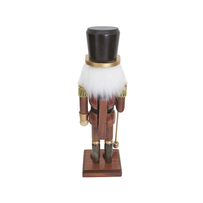 Figurine casse-noisette traditionnelle
