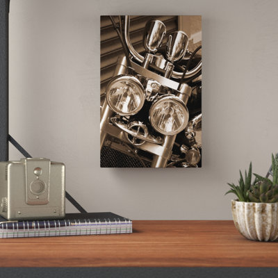 Modern & Contemporary