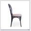 Ensemble de 2 chaises de salle à manger d'extérieur en bois d'acacia durable de conception traditionnelle à lattes pour un confort accru et un attrait esthétique.