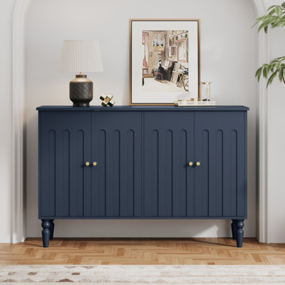 Armoire d'appoint 47 po à 4 portes à panneau arqué avec boutons en laiton - Buffet en bois massif à pieds tournés, rangement pour salle à manger et salon traditionnel moderne, bleu