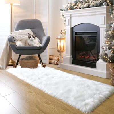 Furry Rug Faux Fur Sheepskin Area Rugs,Cream White High Pile Floor Carpets For Bedroom Shag Plush Carpet