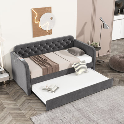 Twin Daybed With Charging And Extendable Trundle - Soft Velvet Upholstery For Bedroom Removable