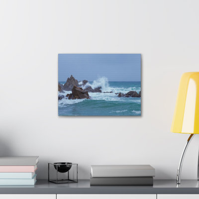 Sea Waves Crash Against Rocks Large Splashes Ocean Canvas Wall Art -  Beachcrest Homeâ¢, 55EFF9B0539F4D6CAF12E58F1587DA6E