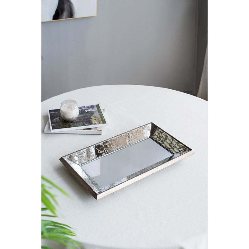 Miroir argent antique avec accents floraux, 15.6" H x 23.8" W
