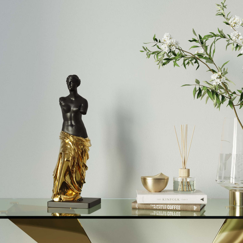 Classic Beauty figurine