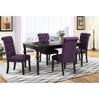 Table de salle à manger en bois franc de style urbain avec table et 4 chaises, bois foncé délavé, rectangulaire, bois massif noir et noir, construction robuste