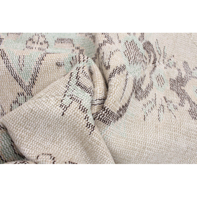 Tapis ivoire foncé Danuel 5 pi 3 po x 9 pi 0 po