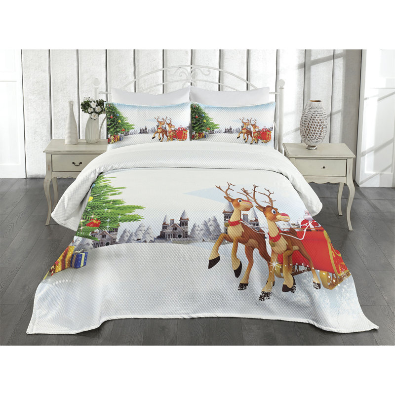 White Quilted Christmas Reindeer Queen Bedspread Set