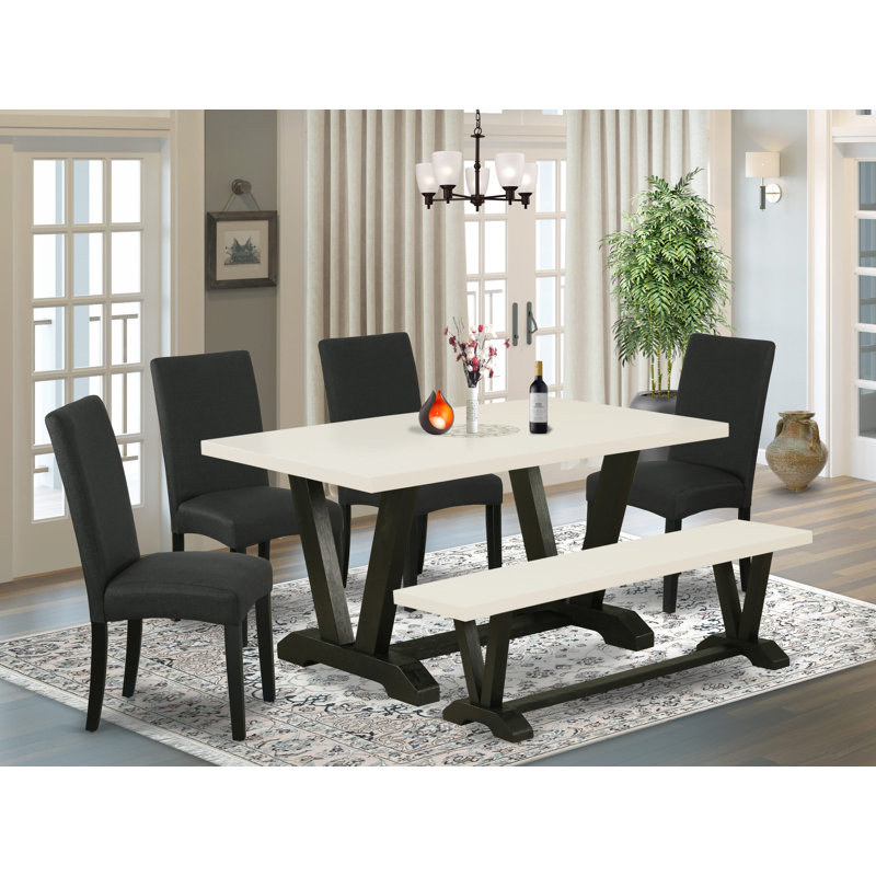Cet ensemble de salle à manger 6 pièces comprend une table rectangulaire blanc cassé (blanc cassé), un petit banc et 4 chaises Parson en tissu de lin noir avec dossier haut - finition noire brossée