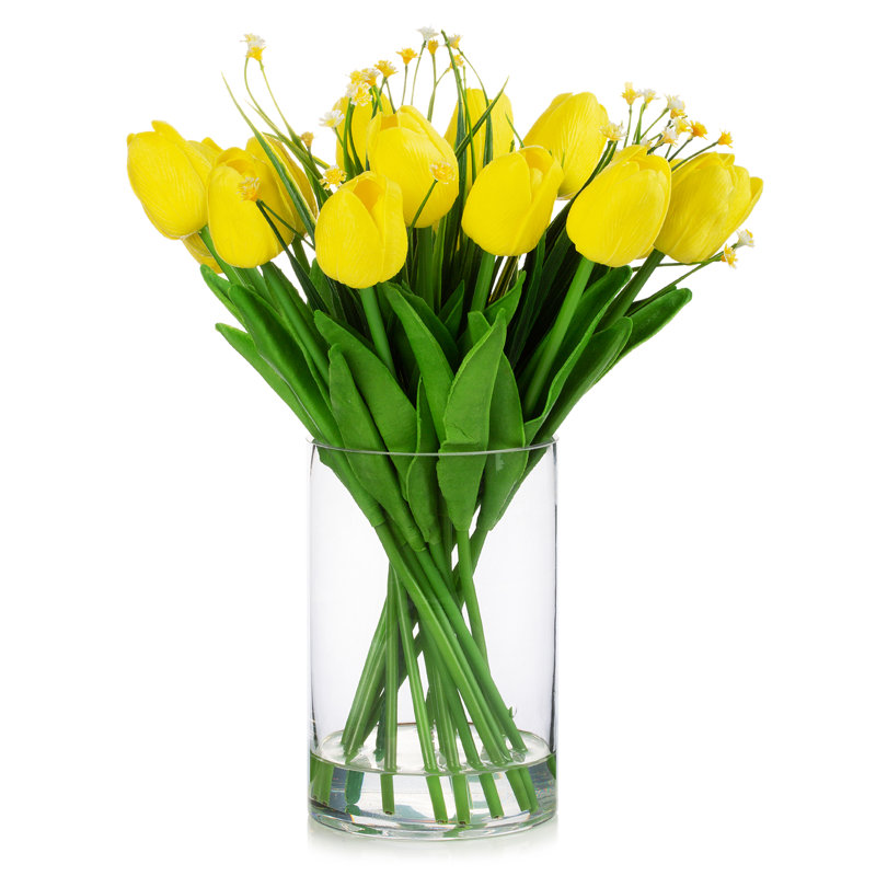 Arrangement floral de tulipes dans un vase, Jaune