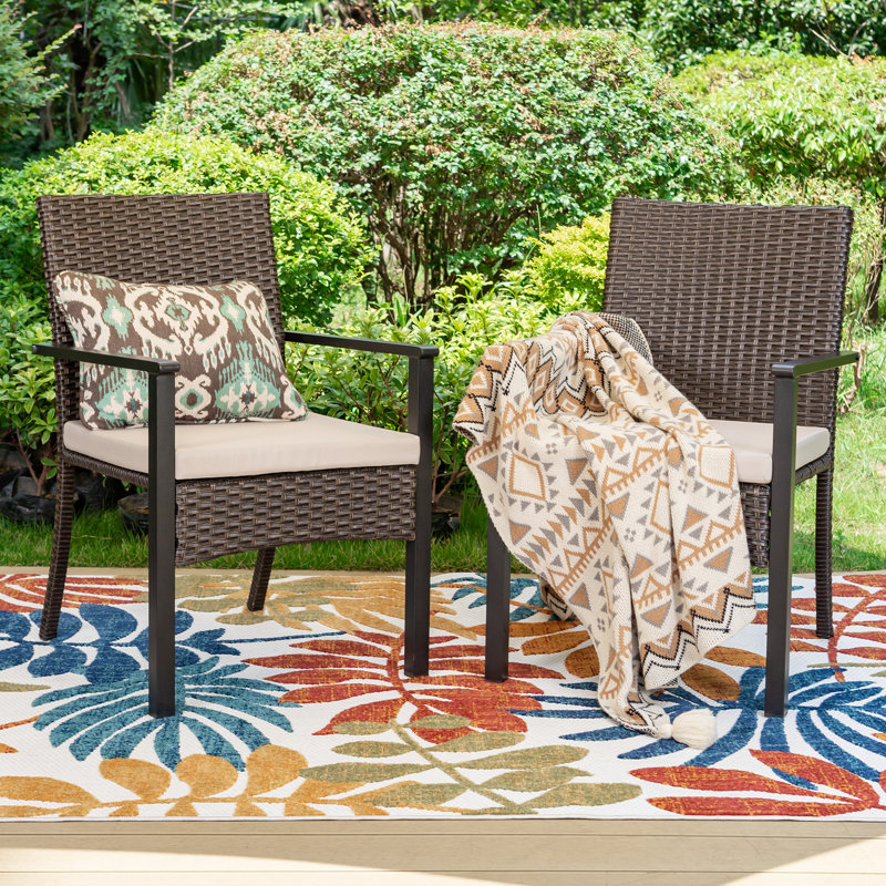Chaise avec accoudoirs en rotin brun foncé Leonard