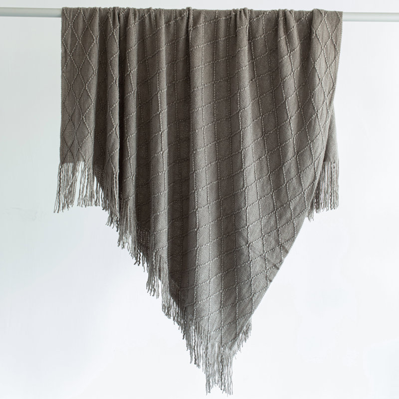 Couverture décorative à losanges, Gris