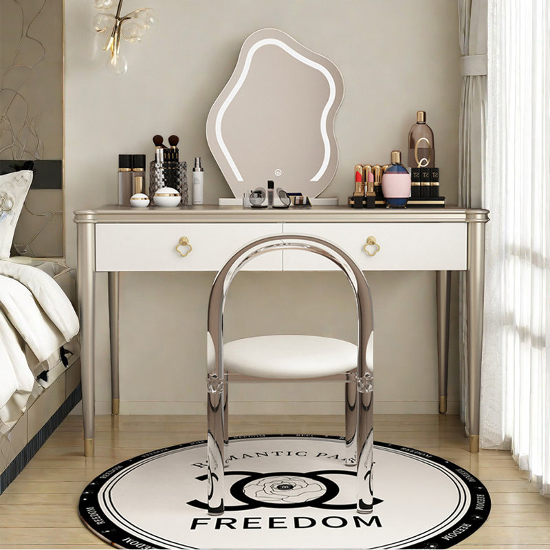 Maydean Vanity
