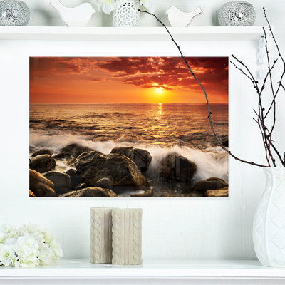 Reproduction de photo sur toile tendue, "coucher de soleil sur roche shore" brillante