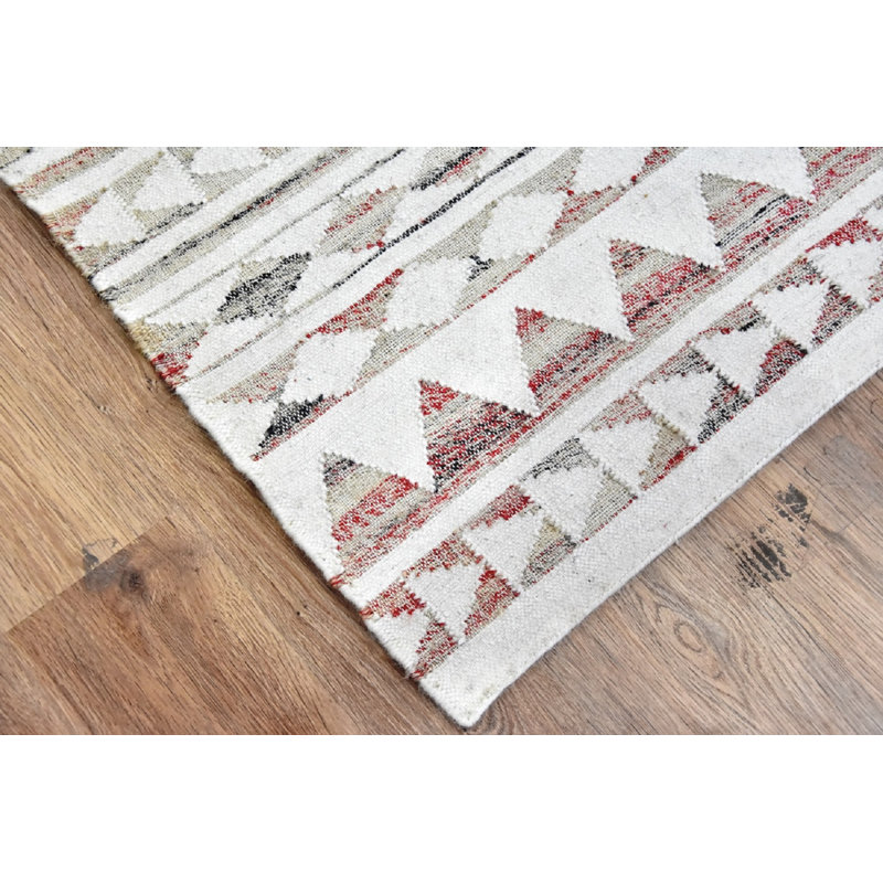 Tapis blanc/gris noué la à la main tribal Cecillia, Rectangle 5 pi x 8 pi
