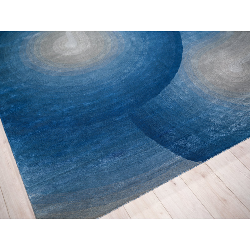 Mitomo Handmade Wool/Bamboo Silk Area Rug, Blue/Gray, Rectangle 6' x 9'