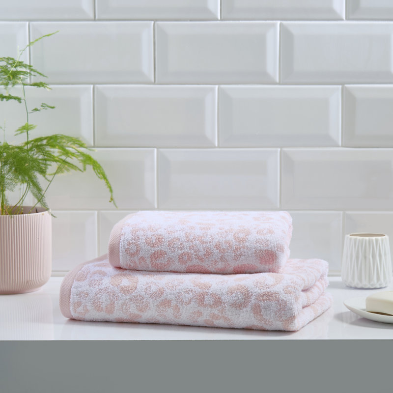 Midweight Jacquard Bath Towel, Blush