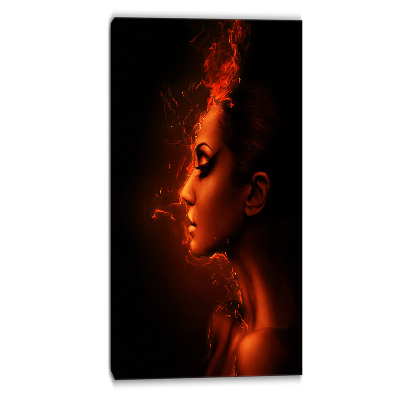 «Portrait Burning Woman Head», reproduction d'impression, H 32 po x l 16 po x P 1 po, Toile tendue