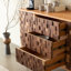 Buffet de style Wabi-sabi