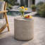 Table d'appoint d'extérieur en béton
