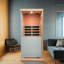 Grand petit sauna en pruche en verre avec ouverture à droite