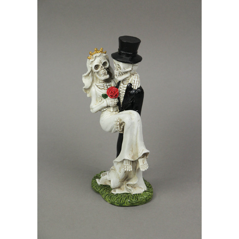 Statue gothique en résine représentant un couple de mariés squelettes, symbole du bonheur éternel, avec une rose rouge, hauteur 21 cm (8,25 pouces).
